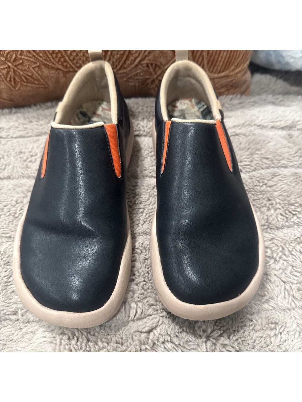 UNI Art Walking Shoes Sneakers Cuenca Black Slip On Split Leather Wmns Sz 6